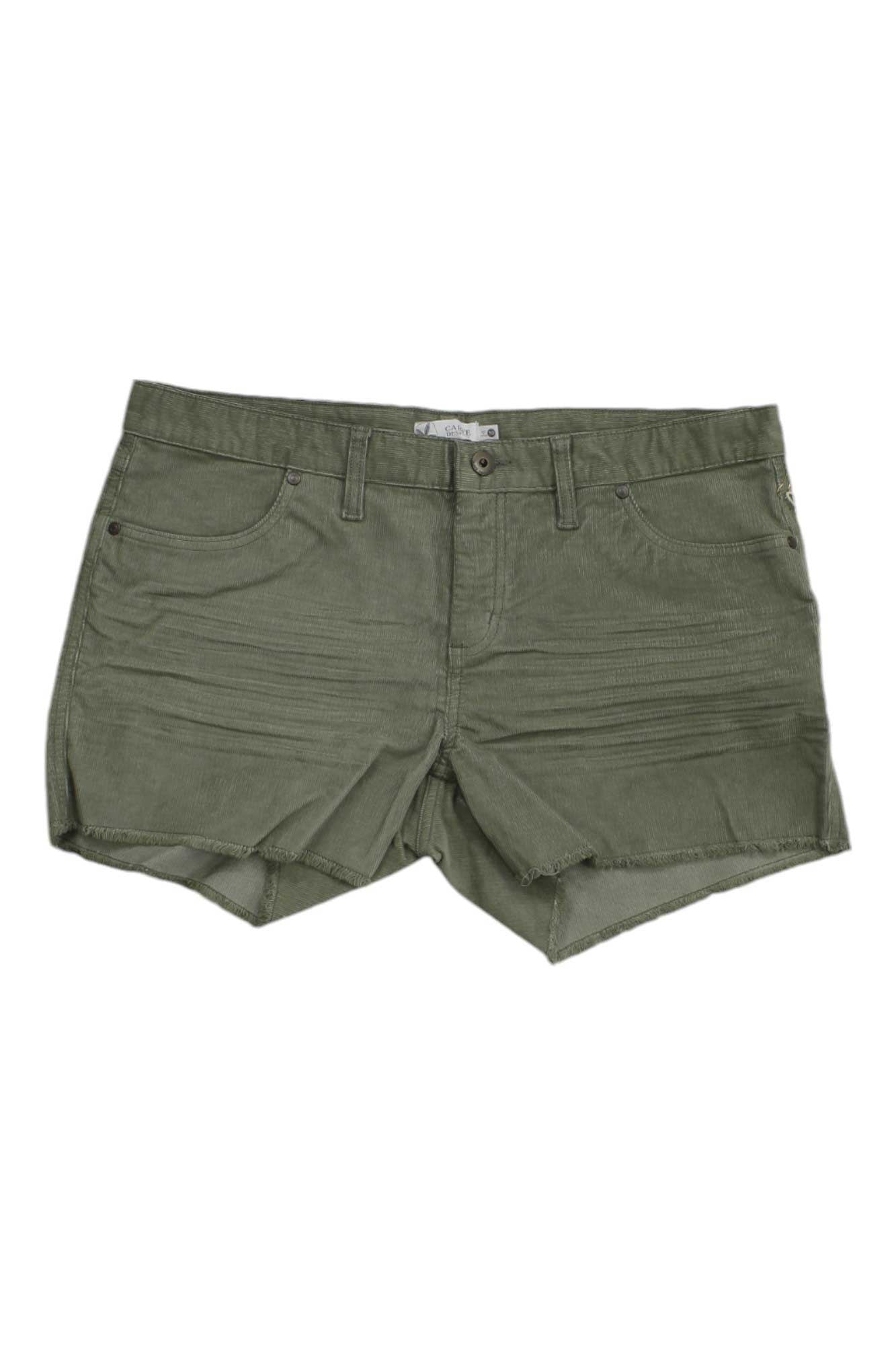 Carve Designs Women's Oahu 4 Inch Short in olive green features a slim fit, front and back pockets, belt loops, and a frayed hem.