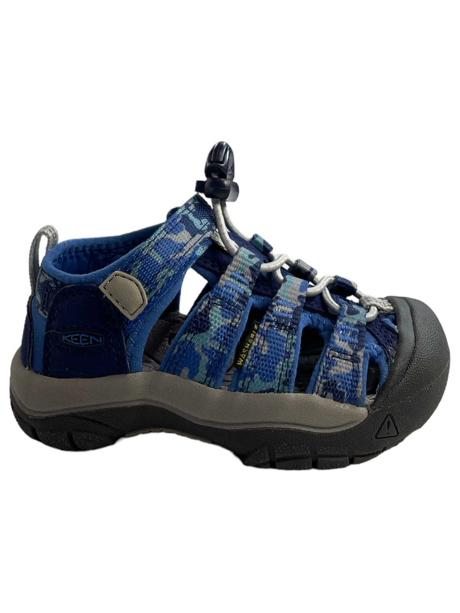 The KEEN Kids Newport H2 Water Sandals feature blue and gray colors, toe protection, bungee lace system, ventilated straps, quick-dry materials, rugged rubber sole, and the Keen logo on the heel.