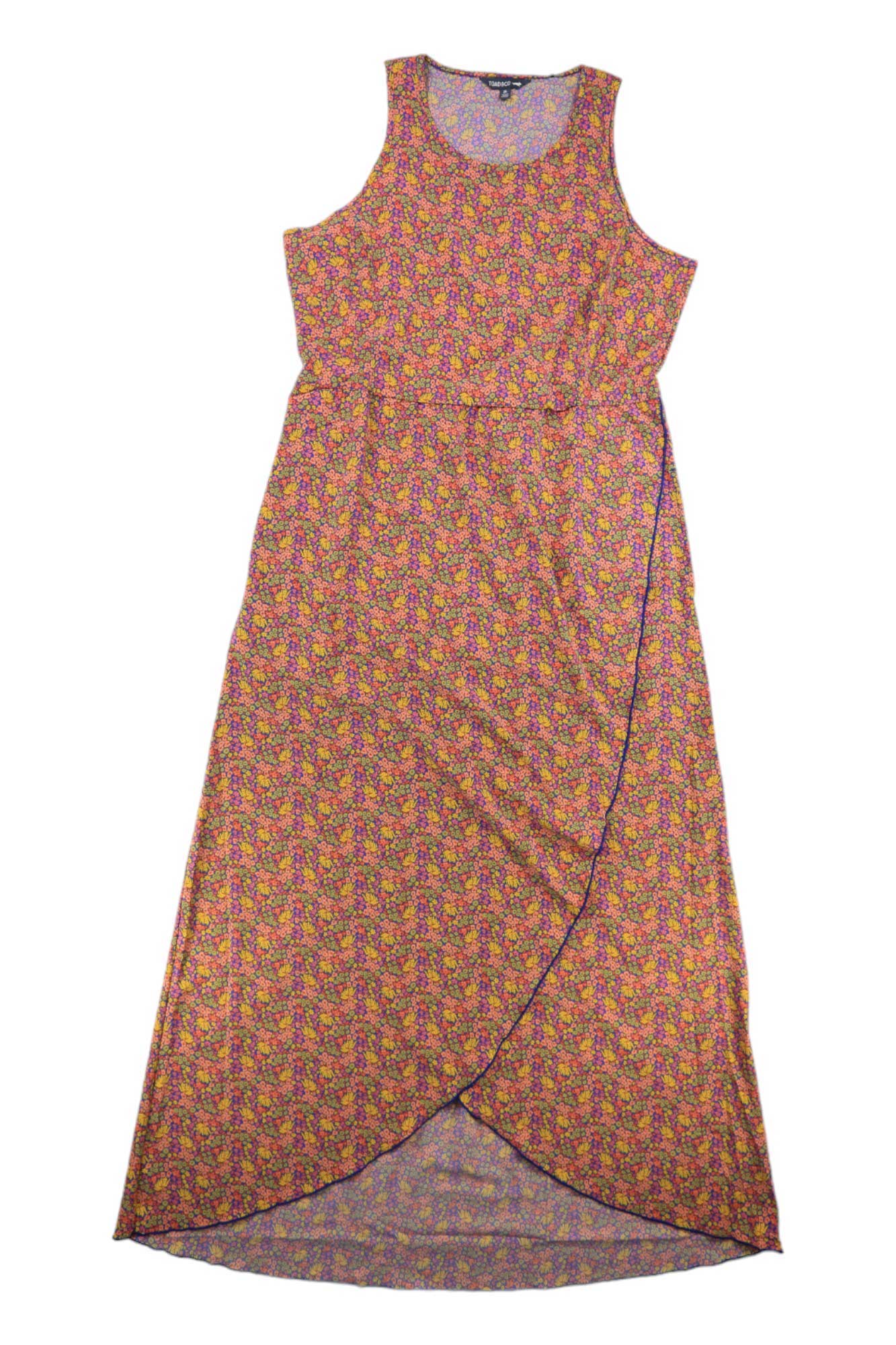Sleeveless maxi dress with multicolor small print in yellow, orange, and red