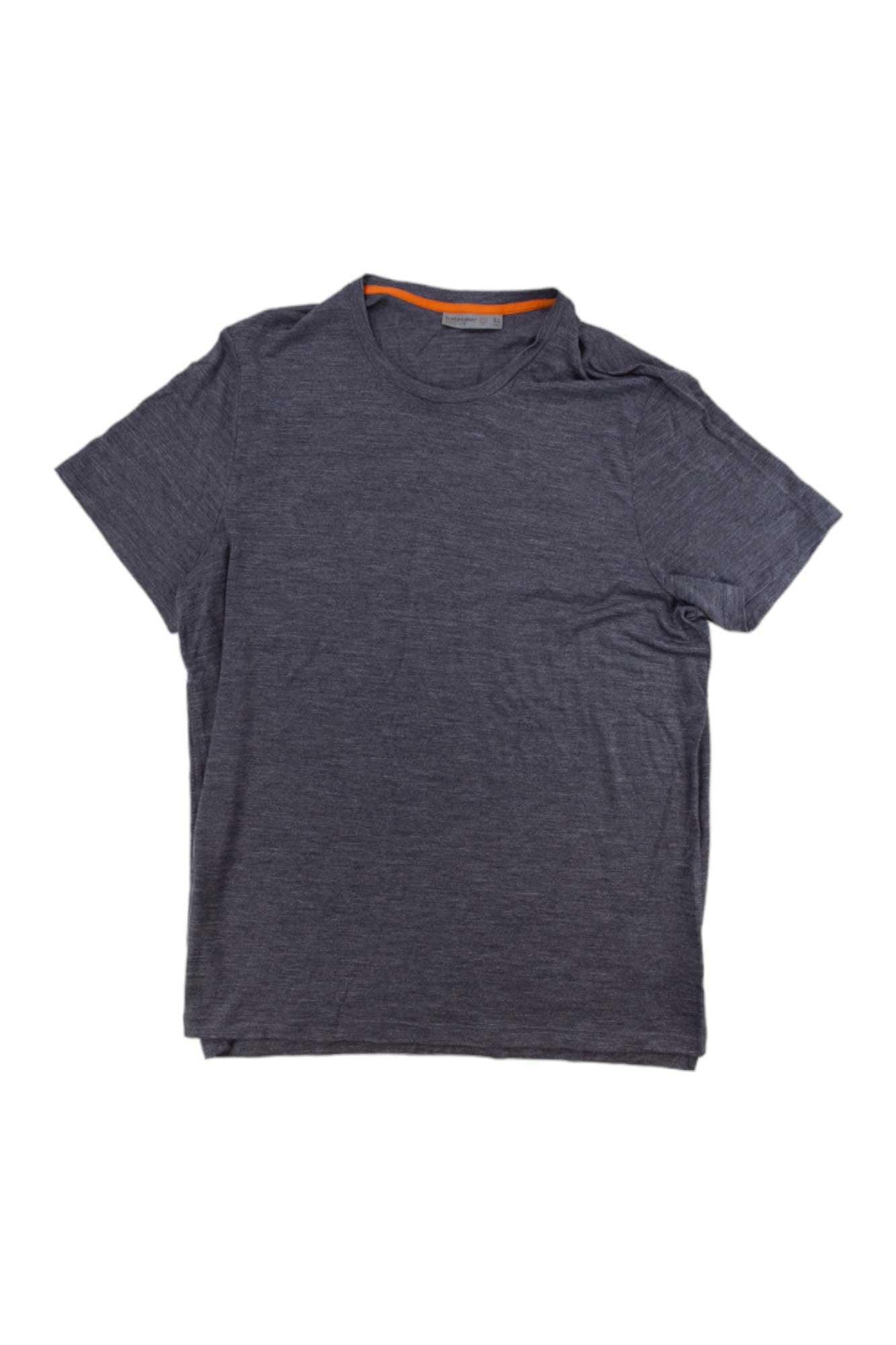 The Icebreaker Mens Sphere II SS Tee, a short-sleeved, dark gray T-shirt with a round neck, is made from moisture-wicking fabric and laid flat on a white background—ideal for hiking or everyday comfort.