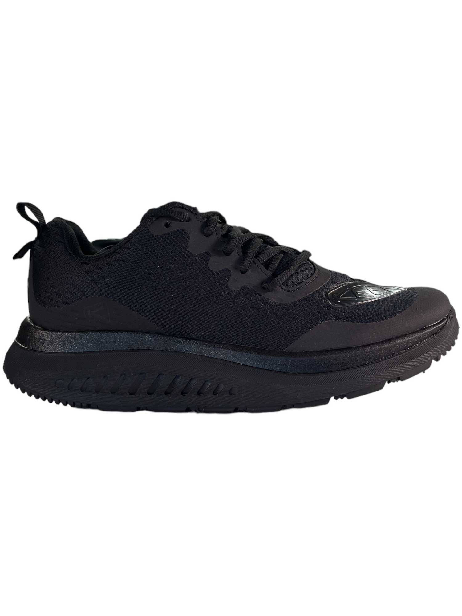 The KEEN Womens WK400 Shoe is a black running shoe for women with a chunky sole, breathable mesh and synthetic overlays, lace-up closure, and a slight heel tab, displayed in side profile on a white background.