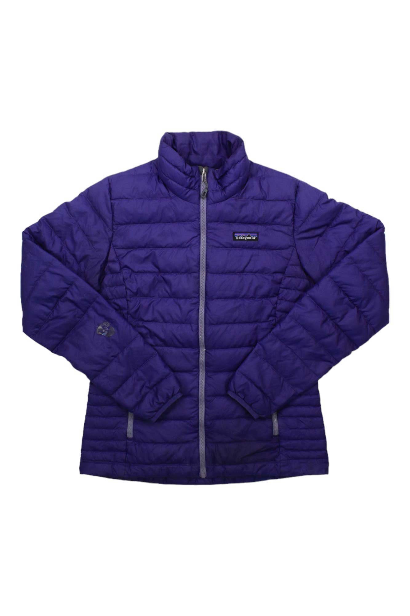 A Women's Down Sweater Jacket in purple, quilted and made from recycled polyester with 800-fill-power down, featuring a front zipper, long sleeves, and stand-up collar, is laid flat on a white background.