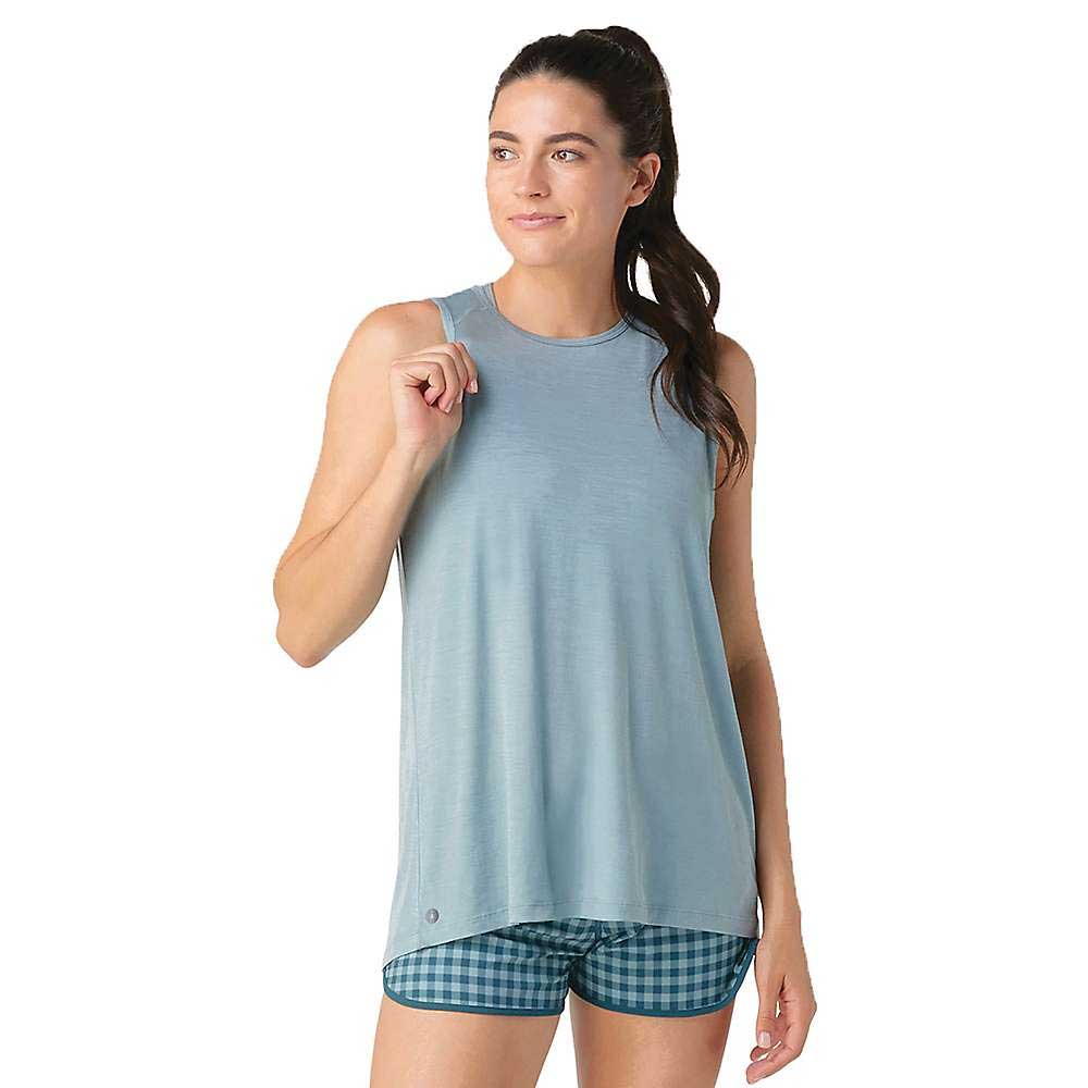 Women’s merino sport high-neck tank, sleeveless, light blue, curved hem