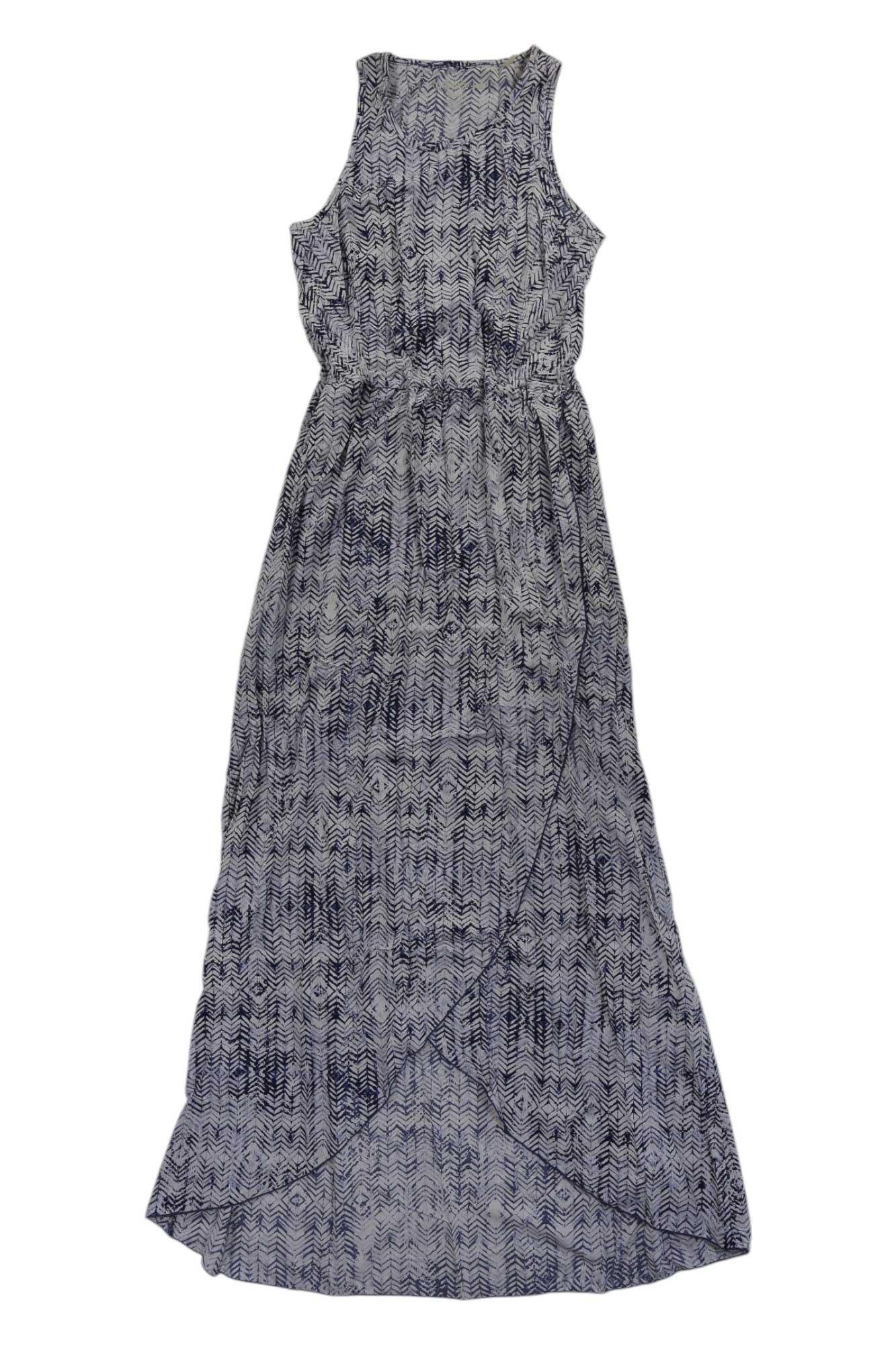 Sleeveless blue-gray maxi dress with textured geometric pattern