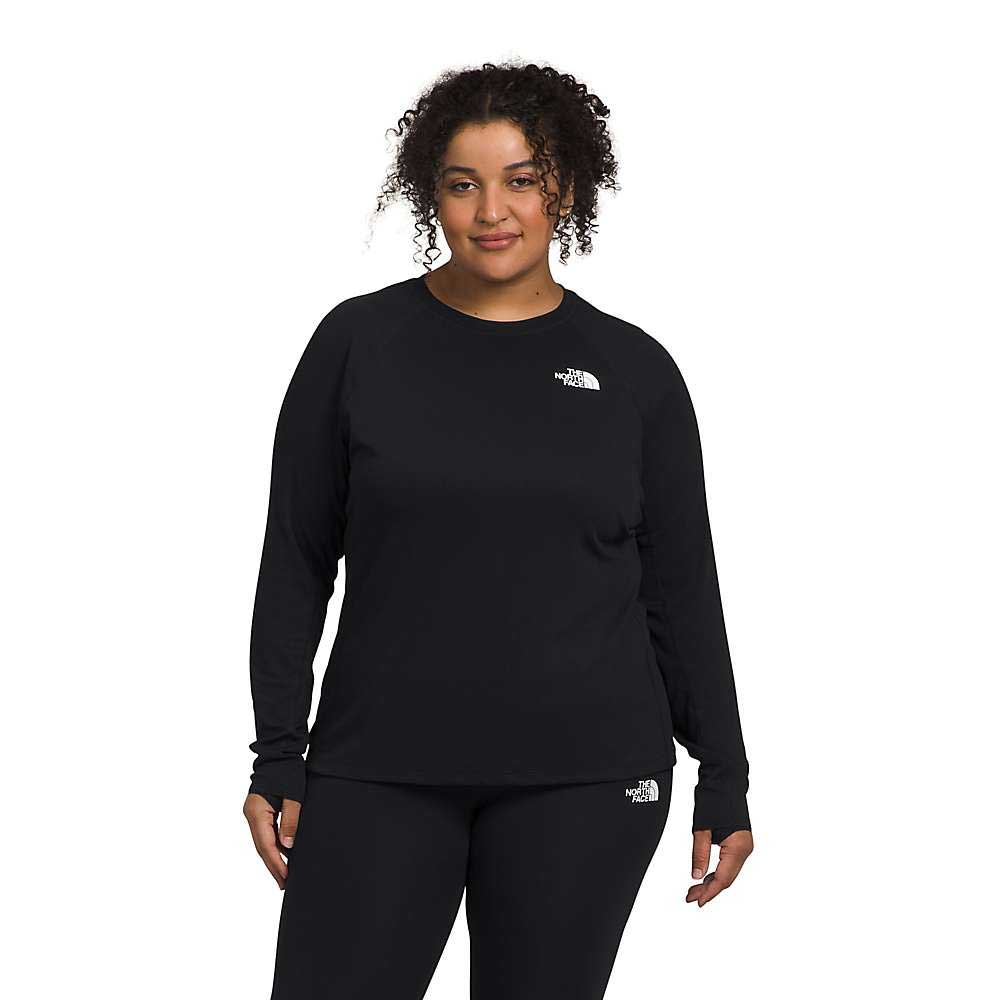 Women's plus-size The North Face long-sleeve crewneck top, dark black, chest logo