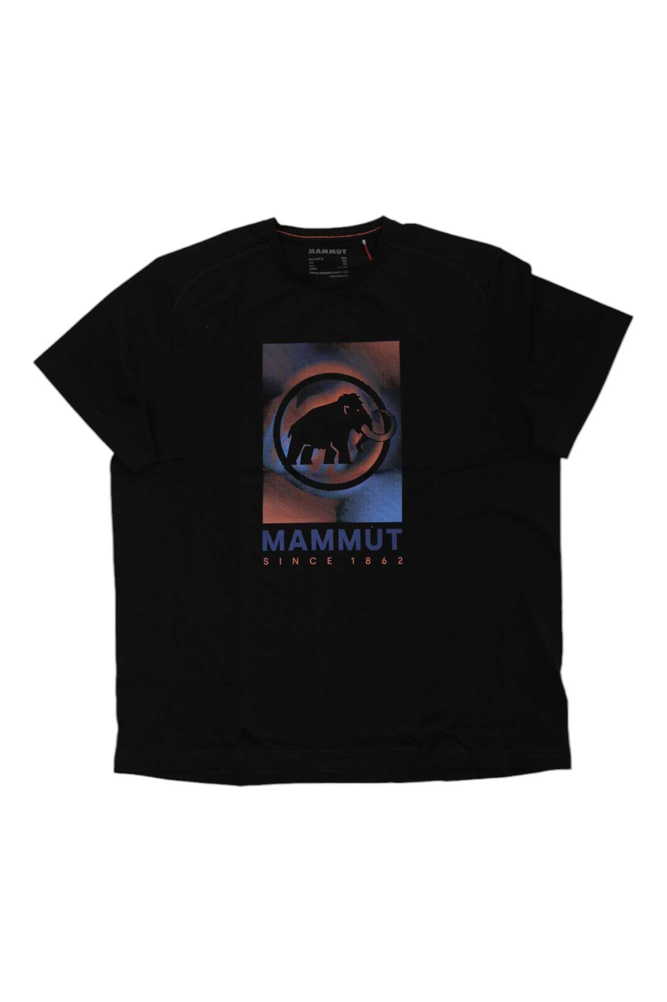 Men's Trovat T-shirt in black with short sleeves and chest logo graphic, Mammut