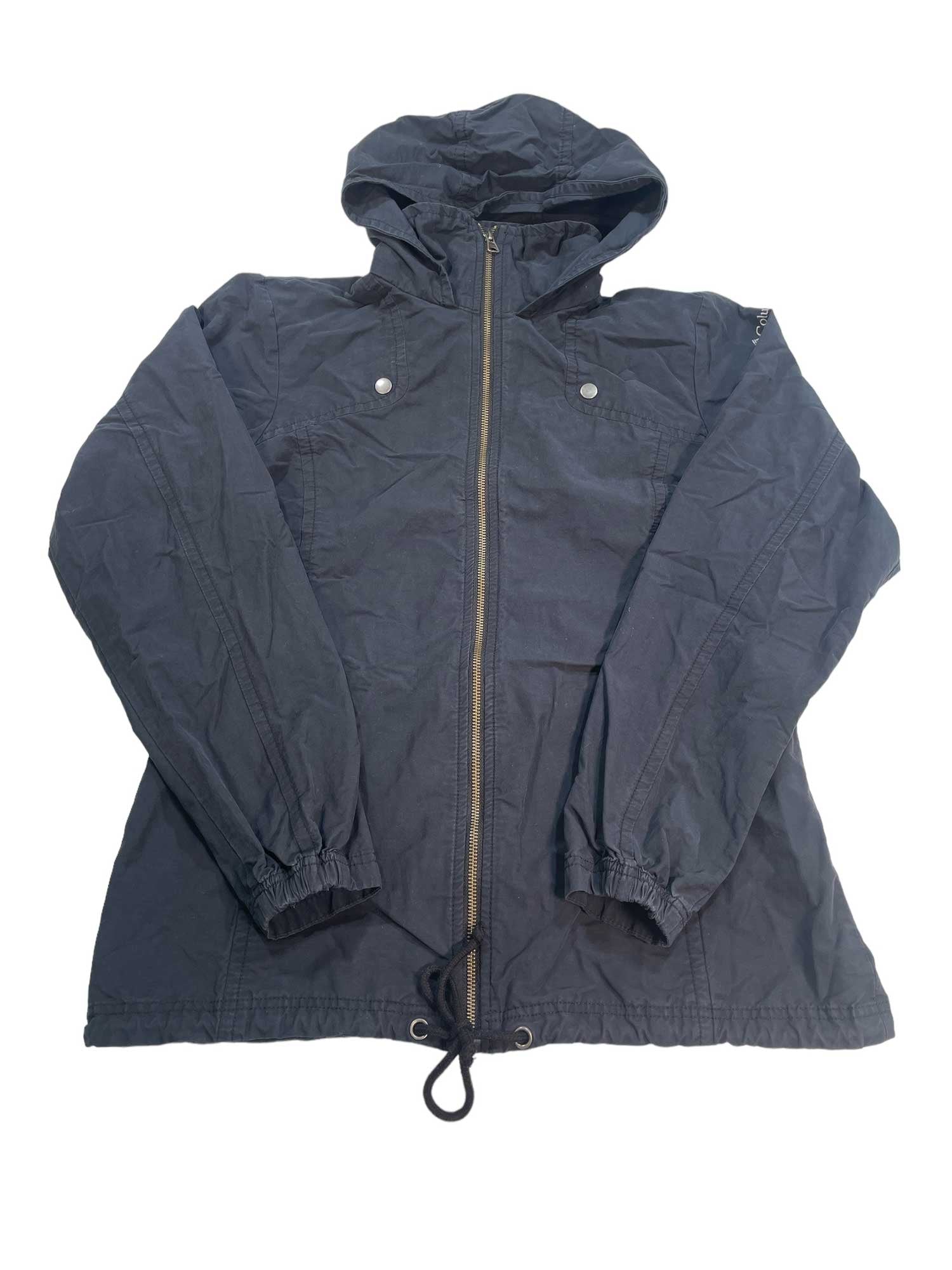 The Womens Arch Cape II Jacket in black features a hood, front zipper, two snap chest pockets, elastic cuffs, and a drawstring hem, displayed flat on a white background.