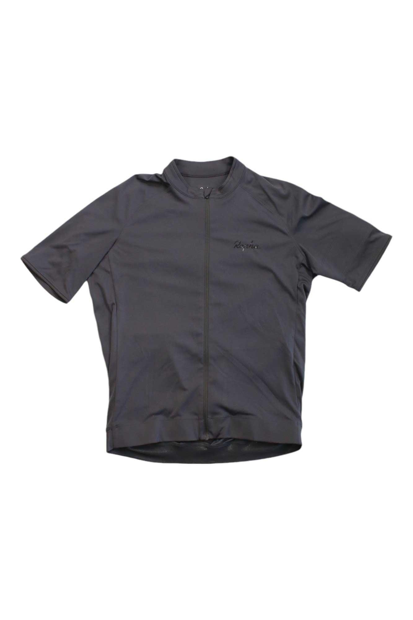 Men's dark gray cycling jersey, short sleeves, front zip, mock neck, no visible stripes