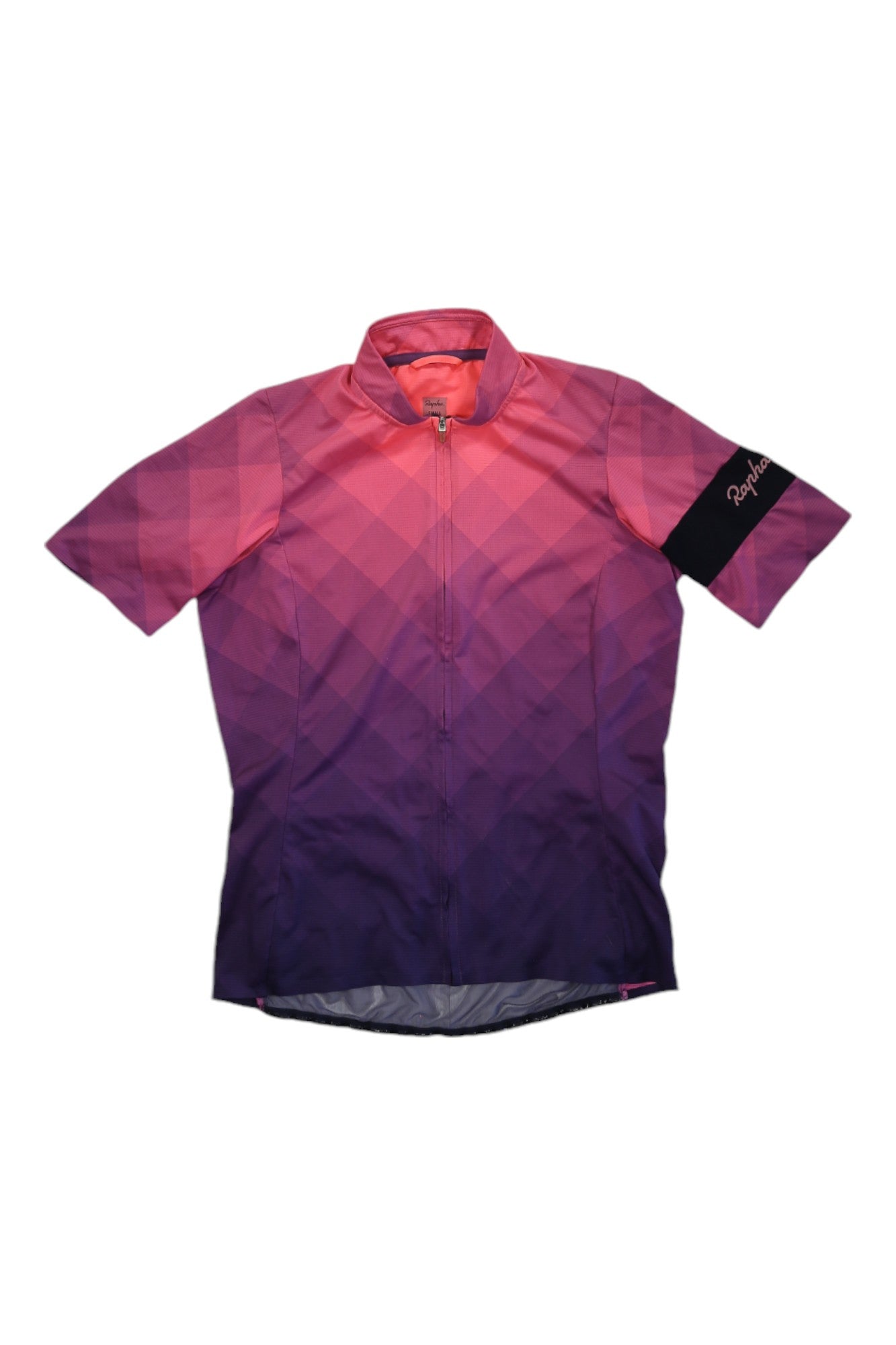 The Rapha Womens Classic Flyweight Jersey is a lightweight cycling jersey from Rapha, featuring a stylish pink to purple gradient, a subtle diamond pattern, front zipper closure, and the iconic Rapha logo on the left sleeve—making it both fashionable and functional for women cyclists.