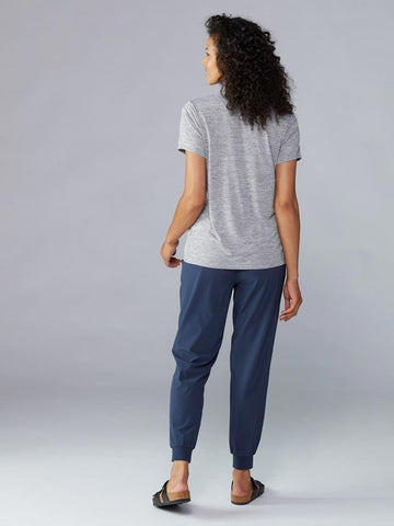 Women's arise and 2025 align mid rise pants